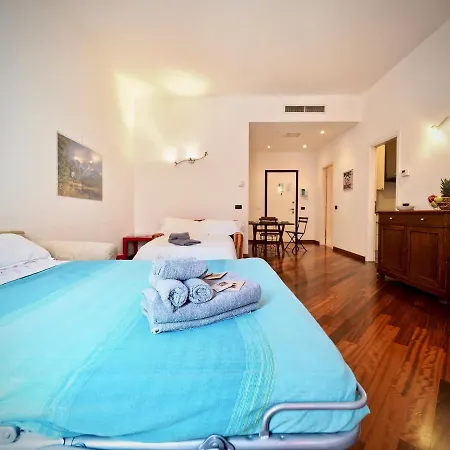Casa Del Principe Amba Alagi - Staz Marittima - Genovabb It דירה ג'נובה
