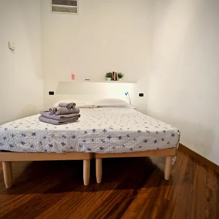 Casa Del Principe Amba Alagi 16 - Staz Marittima - Genovabb It Appartement *