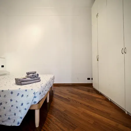Casa Del Principe Amba Alagi 16 - Staz Marittima - Genovabb It