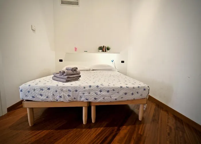 Casa Del Principe Amba Alagi - Staz Marittima - Genovabb It Appartement *